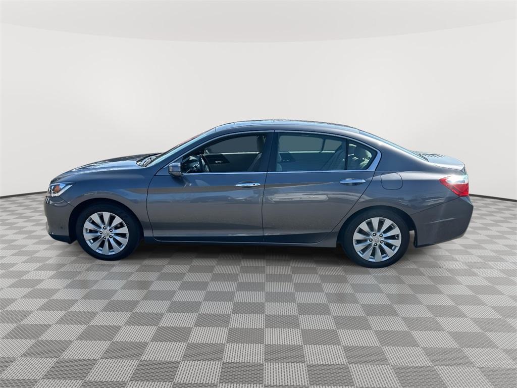 Thumbnail image of 2013 Honda Accord at Empire Volvo Cars of Smithtown