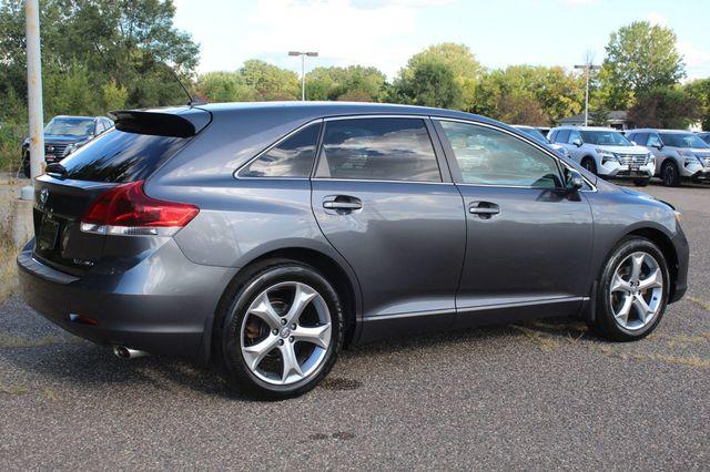 Thumbnail image of 2014 Toyota Venza at Lexdan Automotive Inc.