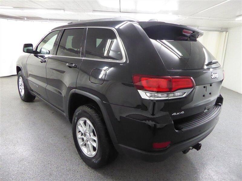 Thumbnail image of 2020 Jeep Grand Cherokee at ULTIMATE MOTOR CARS