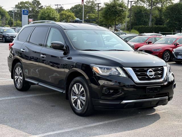 Thumbnail image of 2020 Nissan Pathfinder at Nesenger 112 Chevrolet Hyundai Mazda