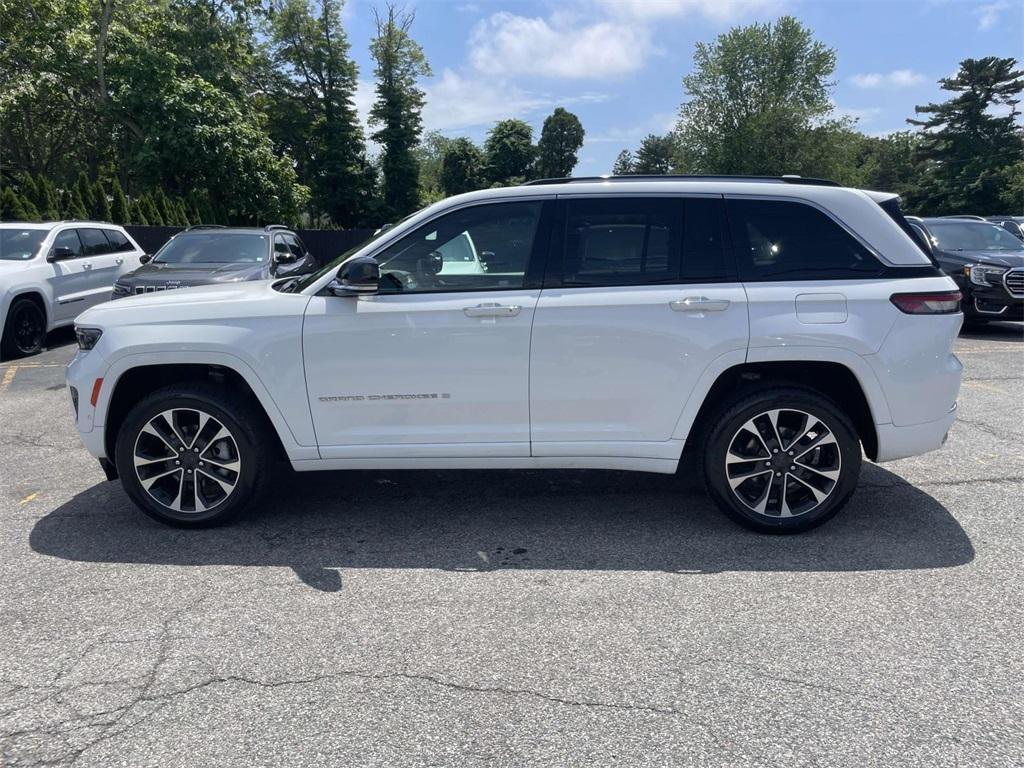 Thumbnail image of 2022 Jeep Grand Cherokee at Huntington Jeep Chrysler