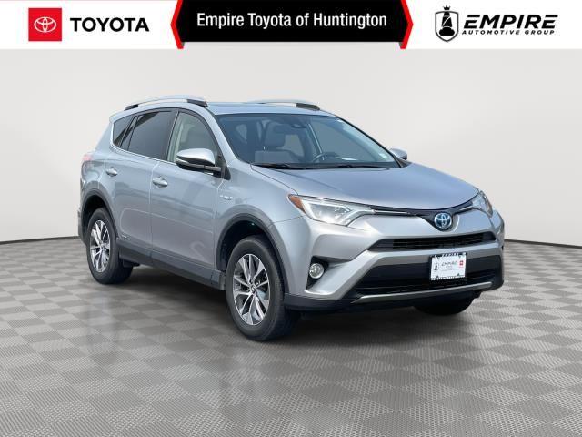 Image of 2017 Toyota RAV4 Hybrid XLE