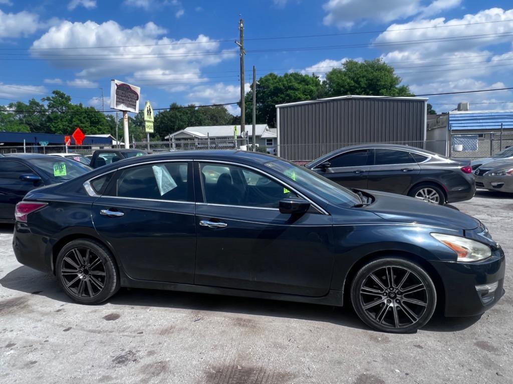 Thumbnail image of 2014 Nissan Altima at Steeco Motors LLC