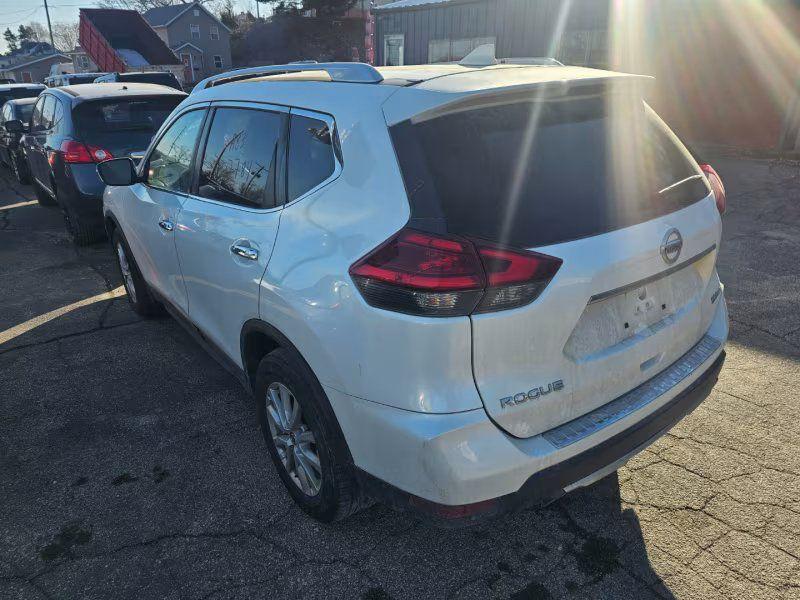 Thumbnail image of 2017 Nissan Rogue at HIGH LIFE AUTO, LLC.