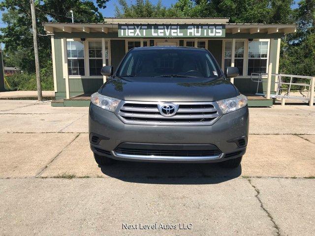 Thumbnail image of 2012 Toyota Highlander at Next Level Autos LLC