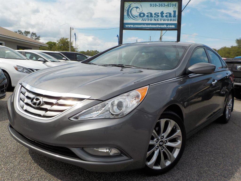 Thumbnail image of 2013 Hyundai SONATA at Coastal Auto Network, LLC