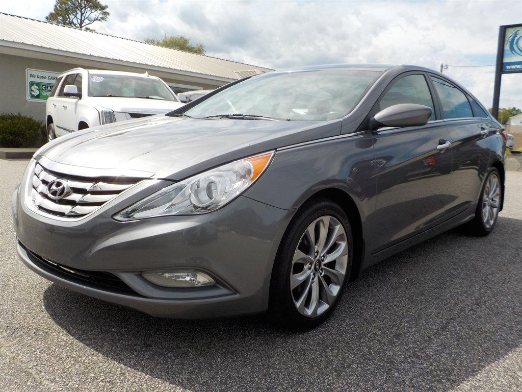 Thumbnail image of 2013 Hyundai SONATA at Coastal Auto Network, LLC