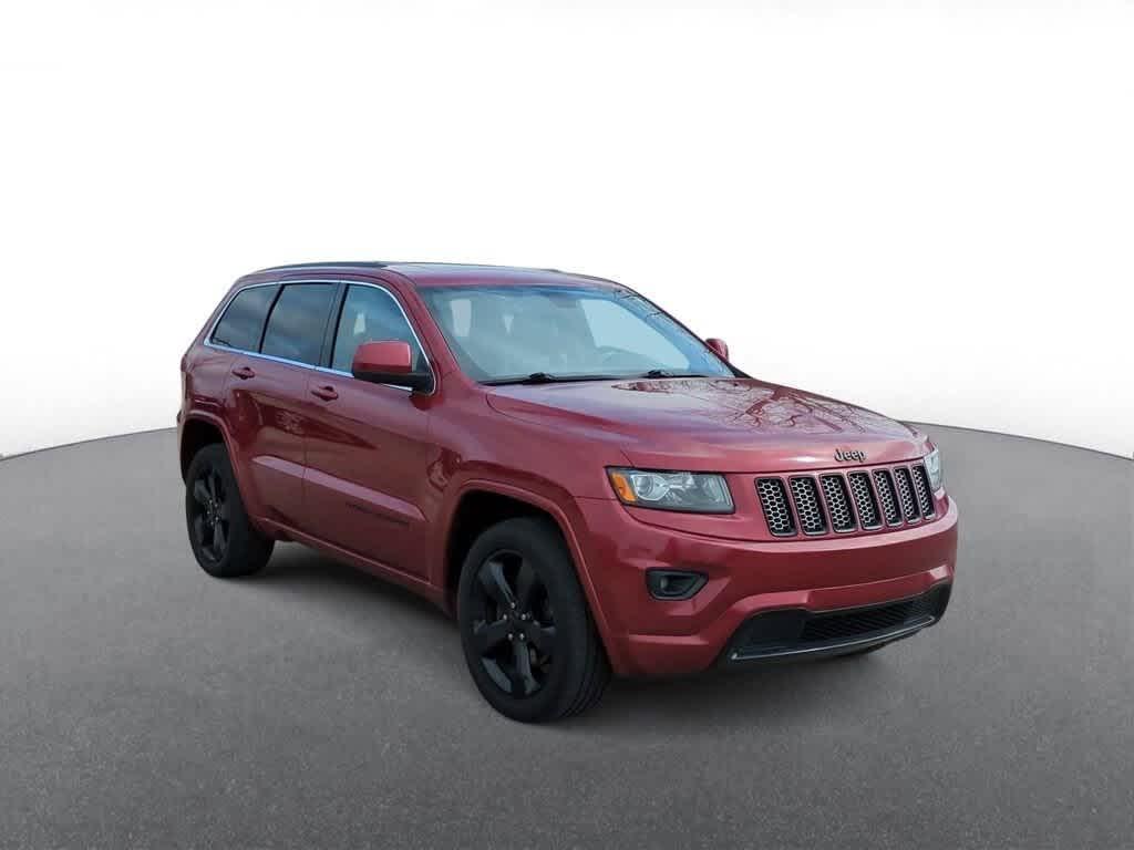 Thumbnail image of 2015 Jeep Grand Cherokee at Suburban Chrysler Dodge Jeep Ram of Troy