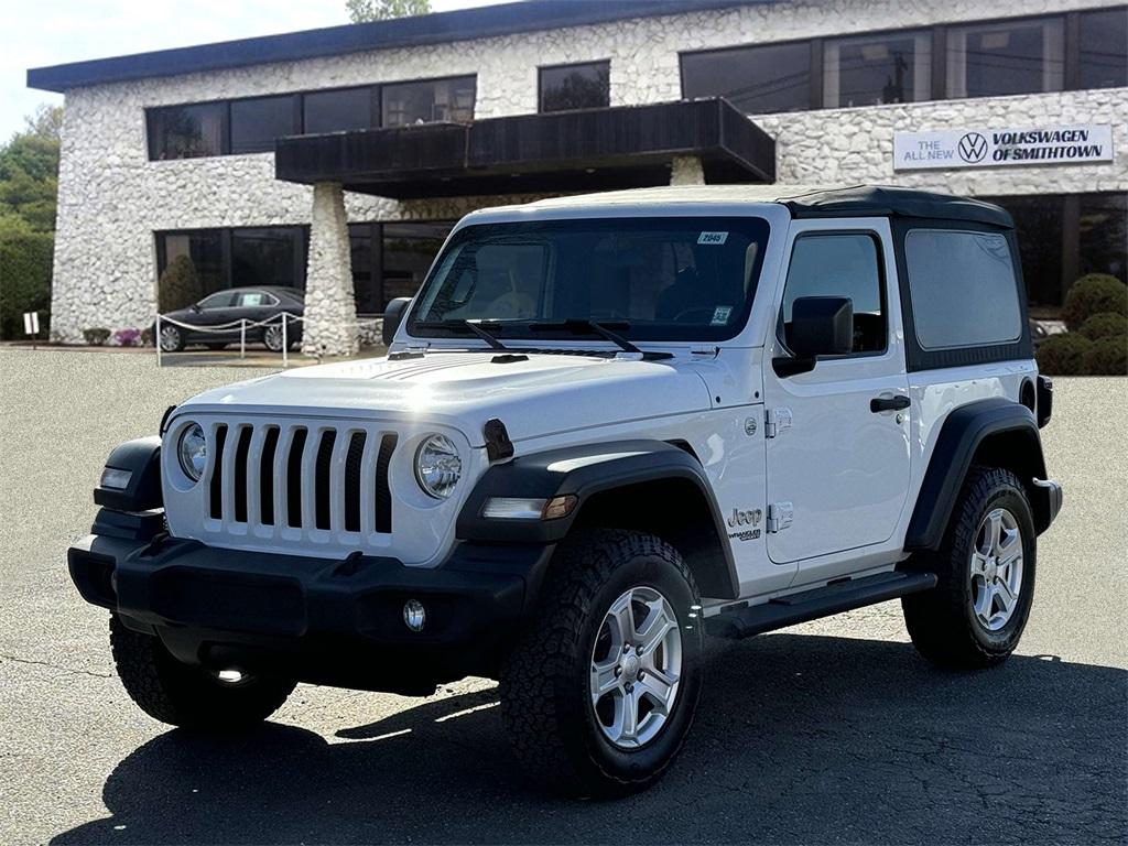 Thumbnail image of 2019 Jeep Wrangler at Smithtown Volkswagen