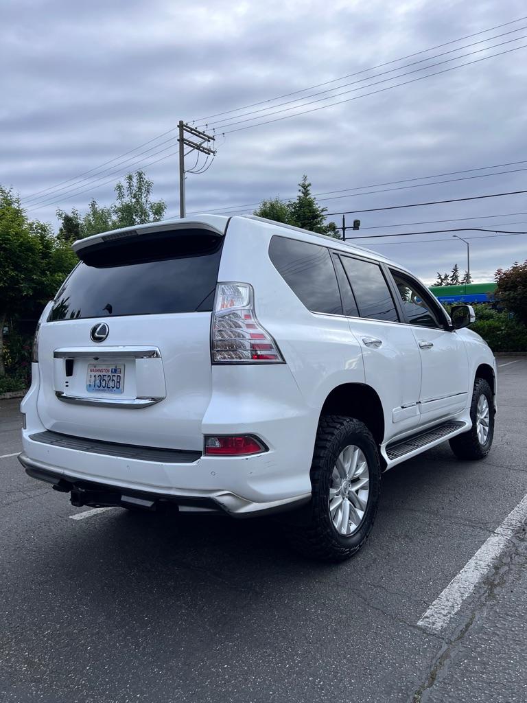 Thumbnail image of 2018 Lexus GX 460 at PRIME MOTORS