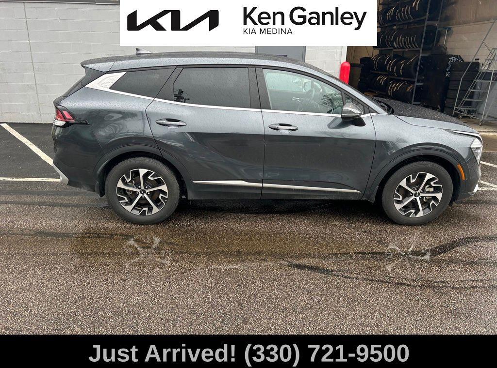 Thumbnail image of 2025 Kia Sportage at Ken Ganley Kia Medina