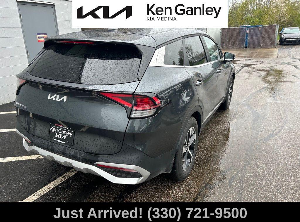 Thumbnail image of 2025 Kia Sportage at Ken Ganley Kia Medina