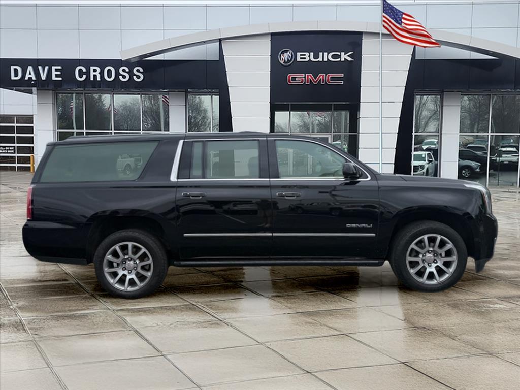 Thumbnail image of 2018 GMC Yukon XL at Dave Cross Motors