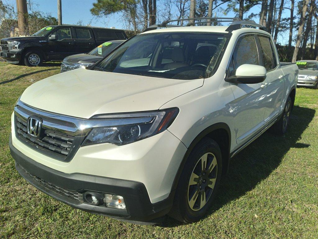 Thumbnail image of 2017 Honda Ridgeline at Liberty Auto Sales 1