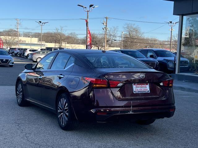 Thumbnail image of 2024 Nissan Altima at South Shore Nissan