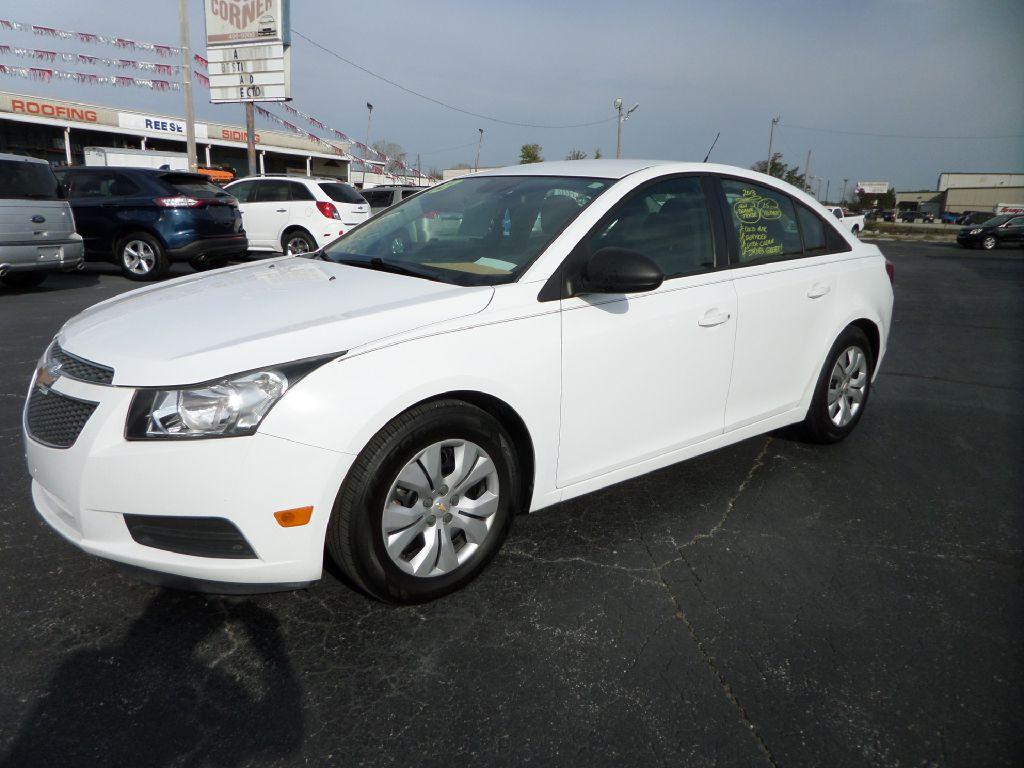 Thumbnail image of 2013 Chevrolet Cruze at BUDGET CORNER
