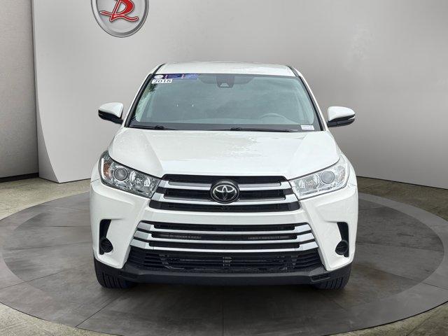 Thumbnail image of 2018 Toyota Highlander at Low Book Sales
