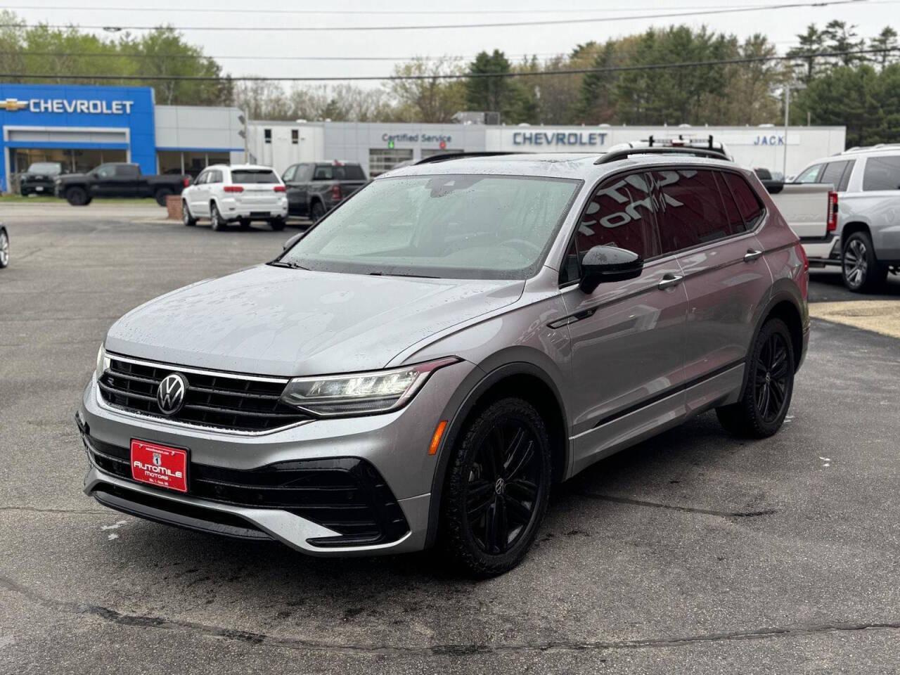 Thumbnail image of 2022 Volkswagen Tiguan at Auto Mile Motors
