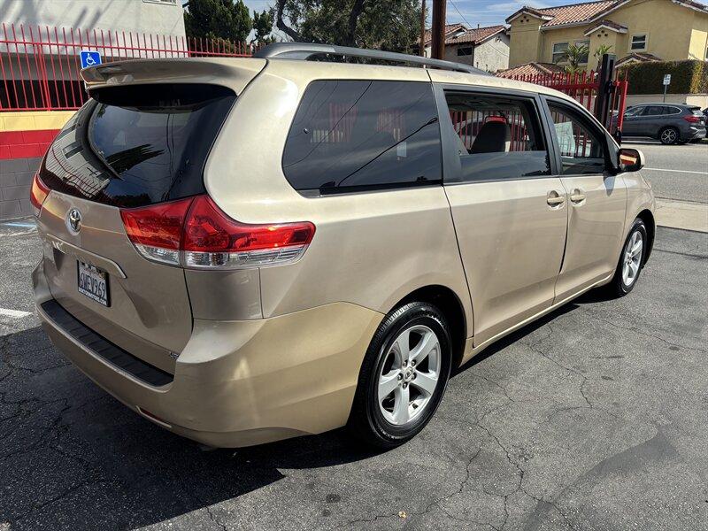 Thumbnail image of 2012 Toyota Sienna at Boktor Motors