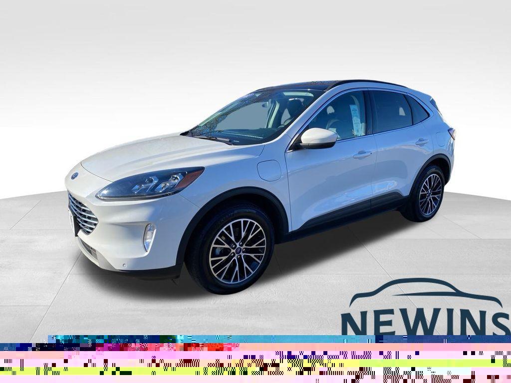 Thumbnail image of 2022 Ford Escape Plug-In Hybrid at Newins Bay Shore Ford