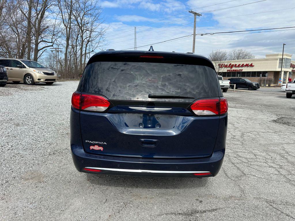 Thumbnail image of 2018 Chrysler Pacifica at COMMUNITY AUTO BROKERS