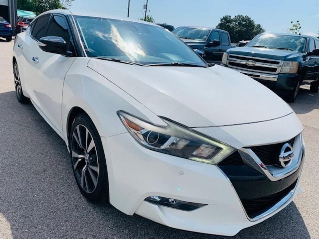 Thumbnail image of 2017 Nissan Maxima at SRQ BROTHERS AUTO SALES INC