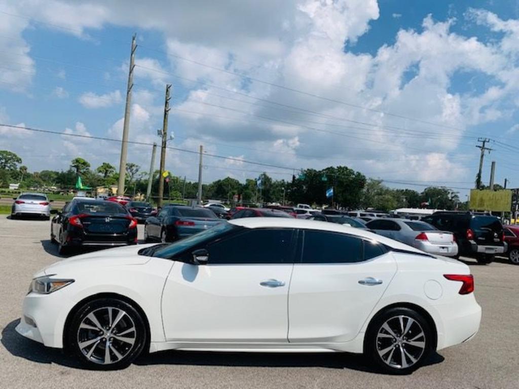 Thumbnail image of 2017 Nissan Maxima at SRQ BROTHERS AUTO SALES INC