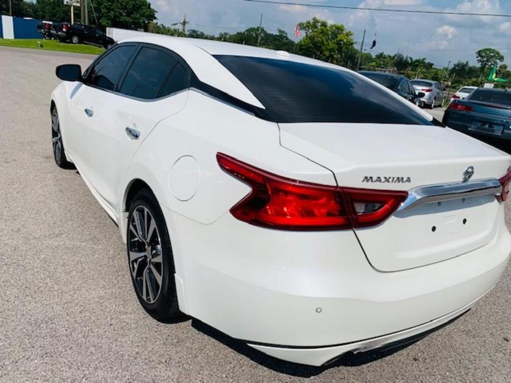Thumbnail image of 2017 Nissan Maxima at SRQ BROTHERS AUTO SALES INC