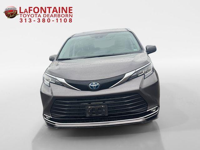 Thumbnail image of 2023 Toyota Sienna at LaFontaine Toyota Kia Genesis of Dearborn