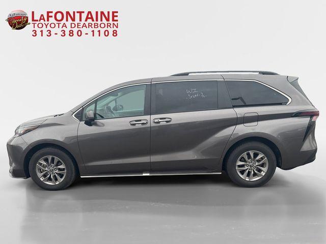 Thumbnail image of 2023 Toyota Sienna at LaFontaine Toyota Kia Genesis of Dearborn
