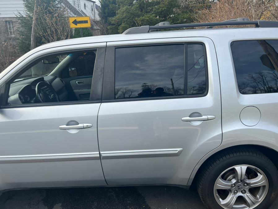Thumbnail image of 2012 Honda Pilot at Automax of Yonkers Llc