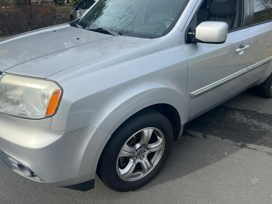 Thumbnail image of 2012 Honda Pilot at Automax of Yonkers Llc