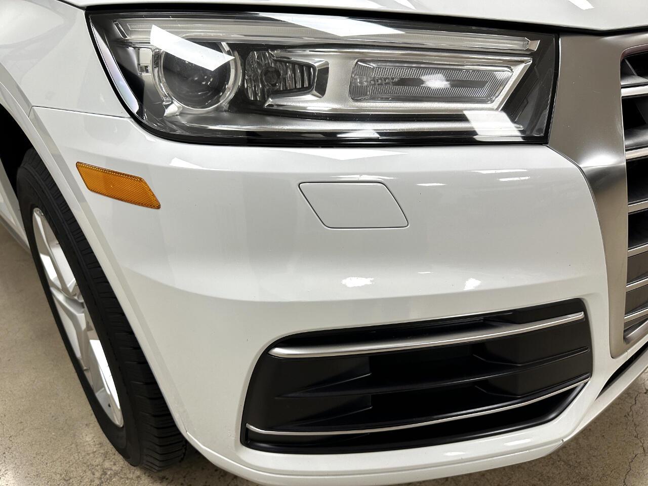 Thumbnail image of 2019 Audi Q5 at Auto Showcase of Tulsa