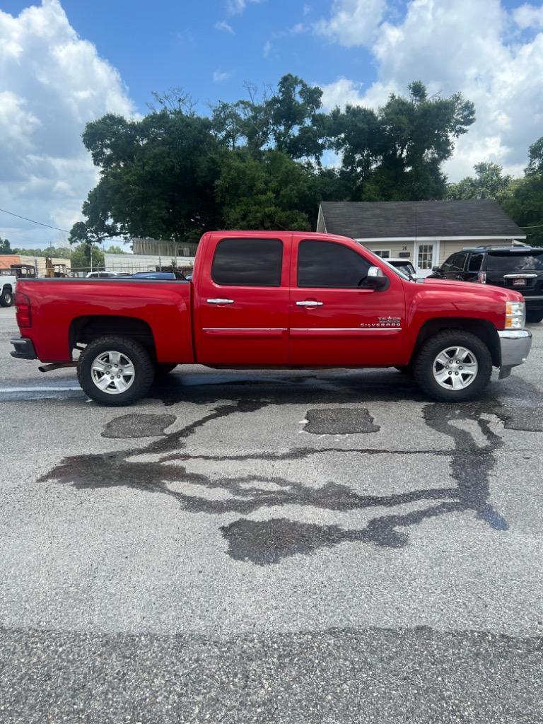 Thumbnail image of 2013 Chevrolet Silverado 1500 at MPH Auto Group