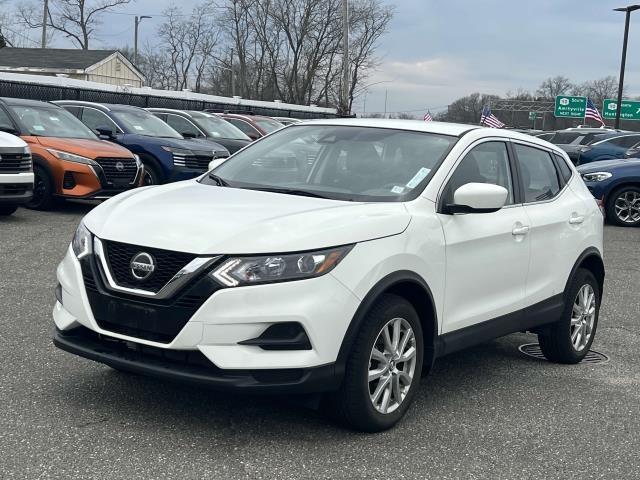 Thumbnail image of 2022 Nissan Rogue Sport at South Shore Nissan