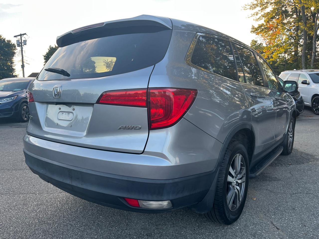 Thumbnail image of 2016 Honda Pilot at Rockland Motors
