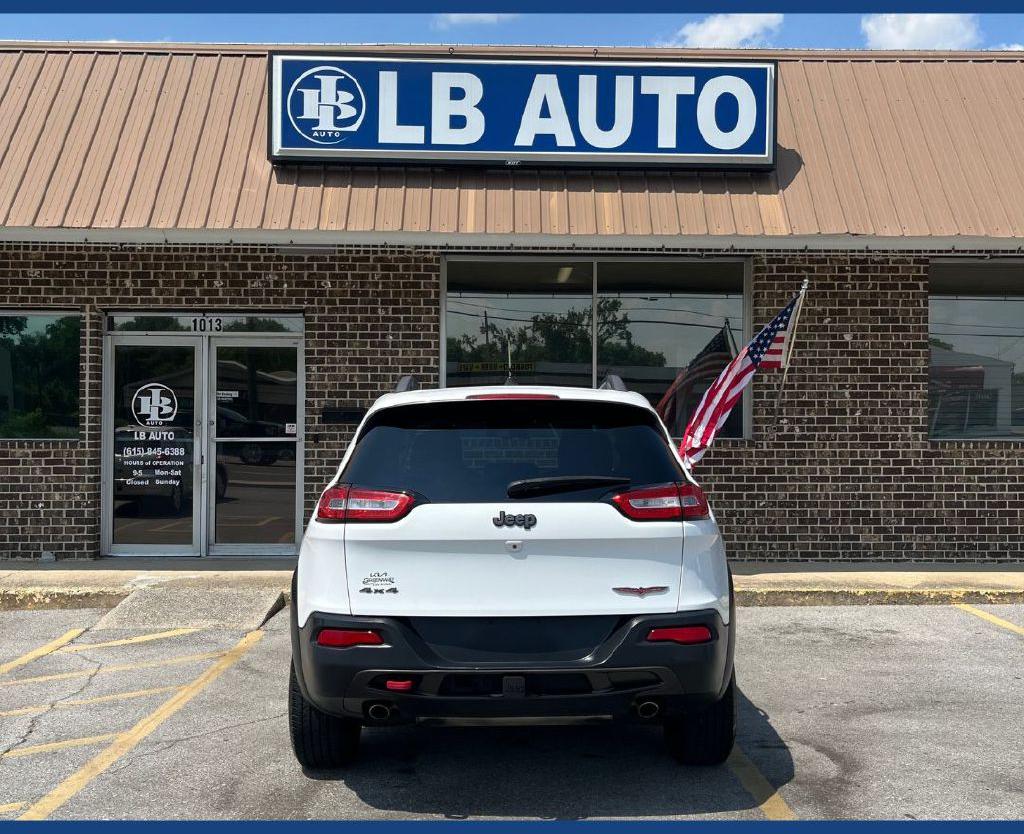Thumbnail image of 2017 Jeep Cherokee at LB AUTO