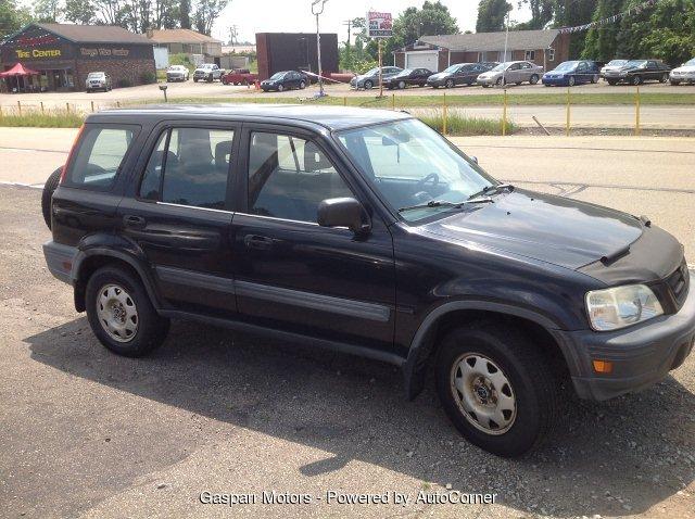 Thumbnail image of 1999 Honda CR-V at Gasparr Motors