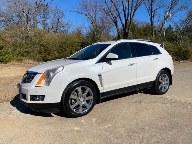 Thumbnail image of 2012 Cadillac SRX at Easy Finance Auto Sales