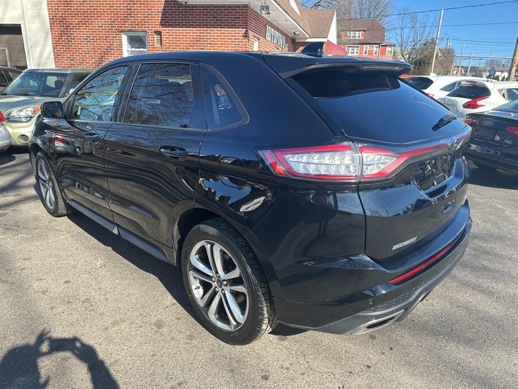 Thumbnail image of 2018 Ford Edge at AUTO TOWN LLC
