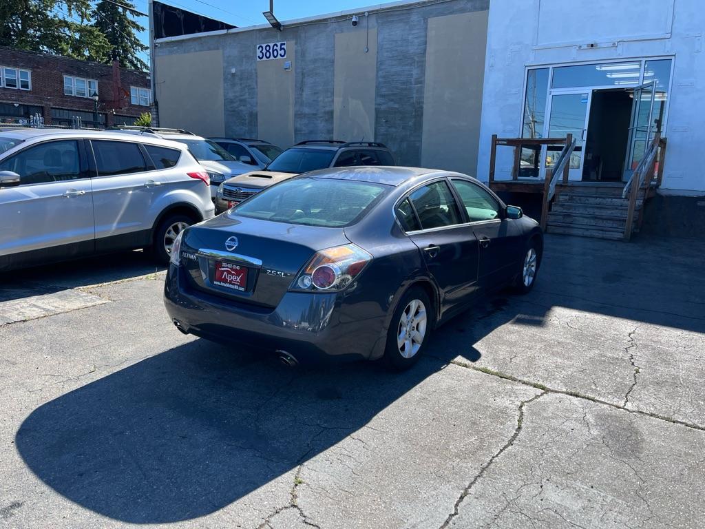 Thumbnail image of 2009 Nissan Altima at APEX MOTORS INC