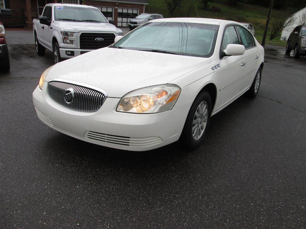 Thumbnail image of 2008 Buick Lucerne at Mount Jefferson Motors