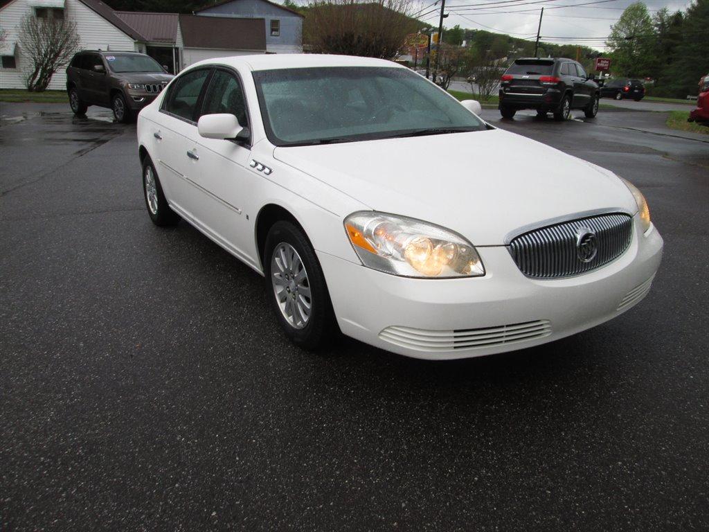 Thumbnail image of 2008 Buick Lucerne at Mount Jefferson Motors