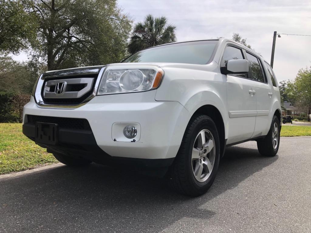 Thumbnail image of 2011 Honda Pilot at Fem Auto Traders, Corp