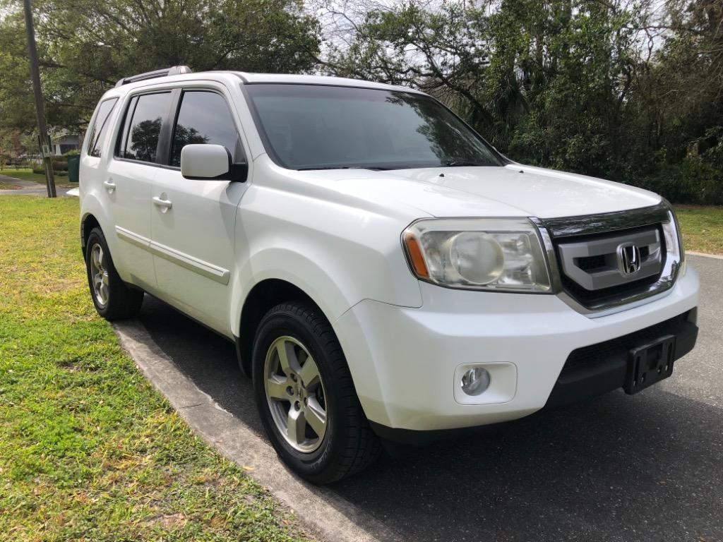 Thumbnail image of 2011 Honda Pilot at Fem Auto Traders, Corp