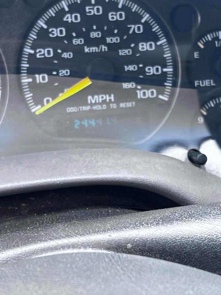 Thumbnail image of 2001 GMC Jimmy at Chads of Hartford, AL