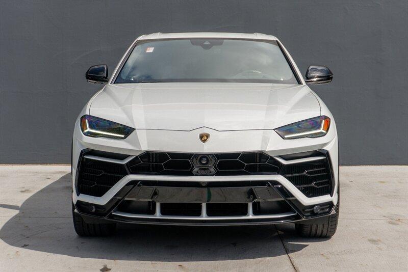 Thumbnail image of 2021 Lamborghini Urus at Exotic Car Factory