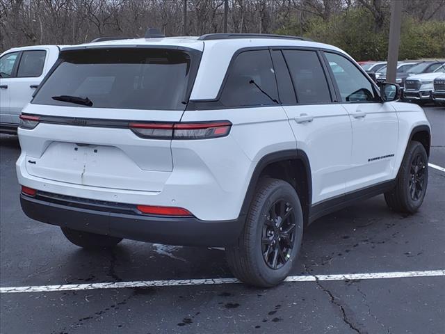 Thumbnail image of 2025 Jeep Grand Cherokee at Dave Dennis Chrysler Jeep Dodge Ram