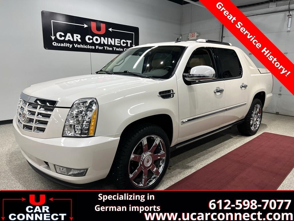 Thumbnail image of 2013 Cadillac Escalade EXT at U Car Connect