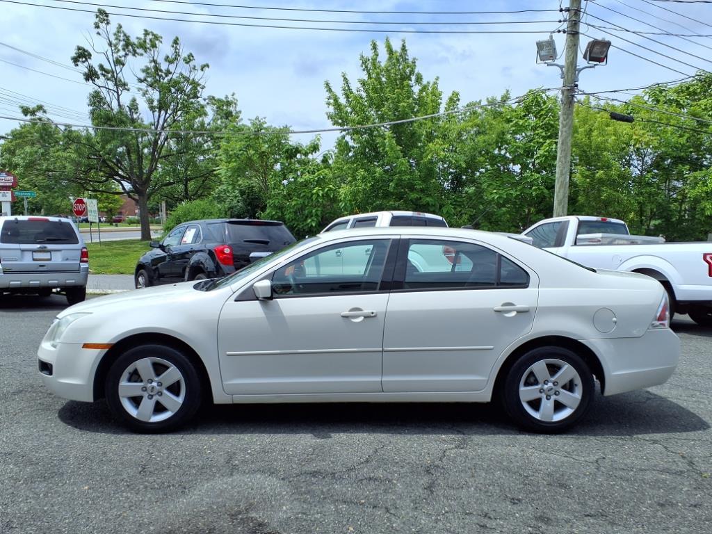 Thumbnail image of 2008 Ford Fusion at Aero Motors